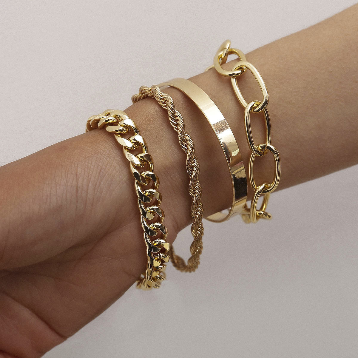 Twist O-shaped Chain Bracelet Thread